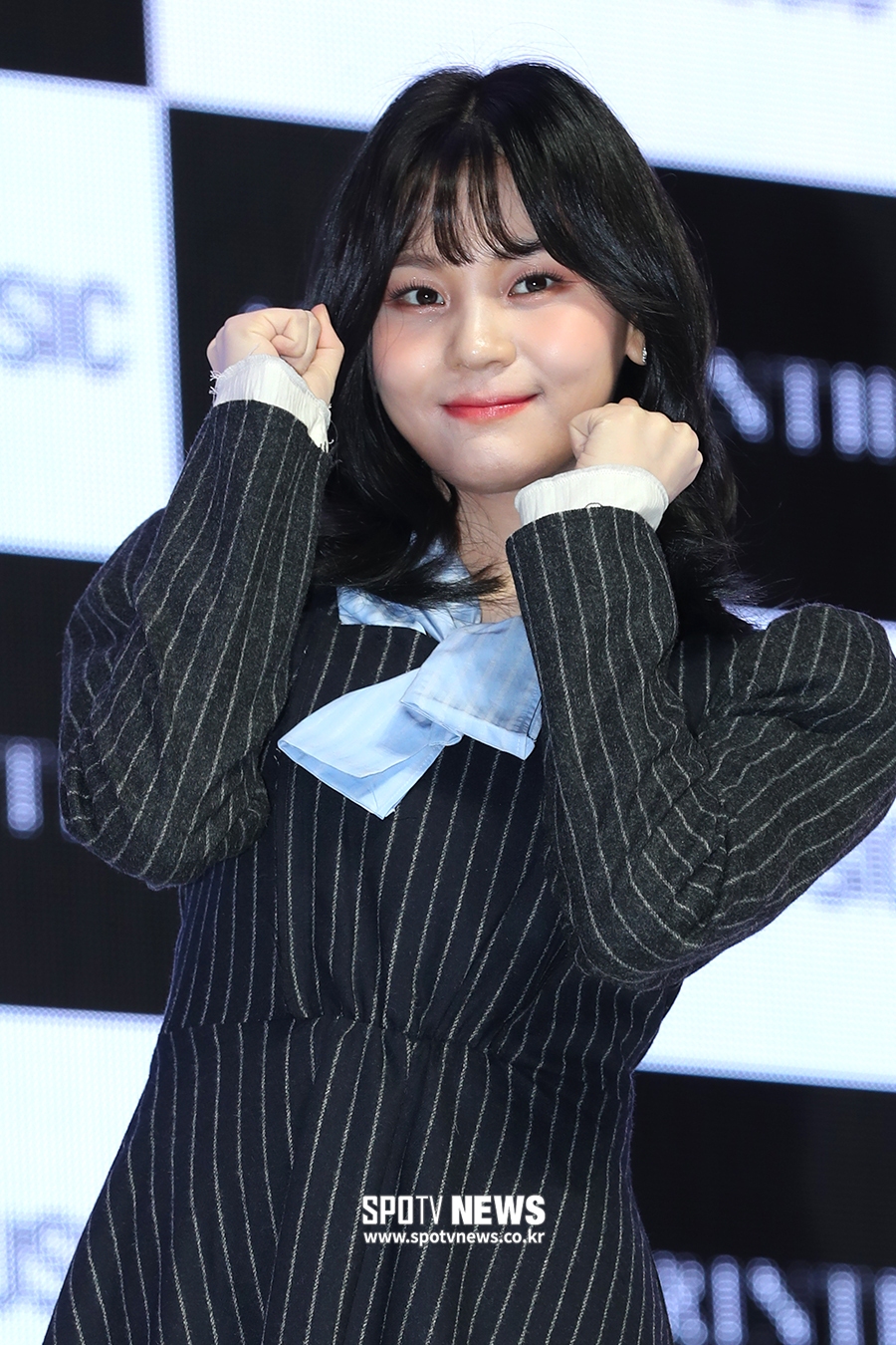 [포토S] 여자친구 엄지, 예쁜 중단발
