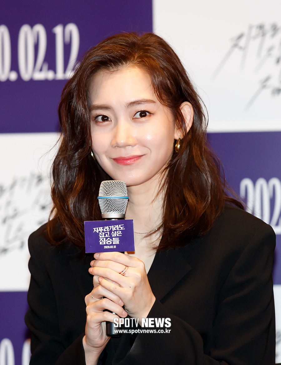 [포토S] 신현빈, 기품 있는 미소