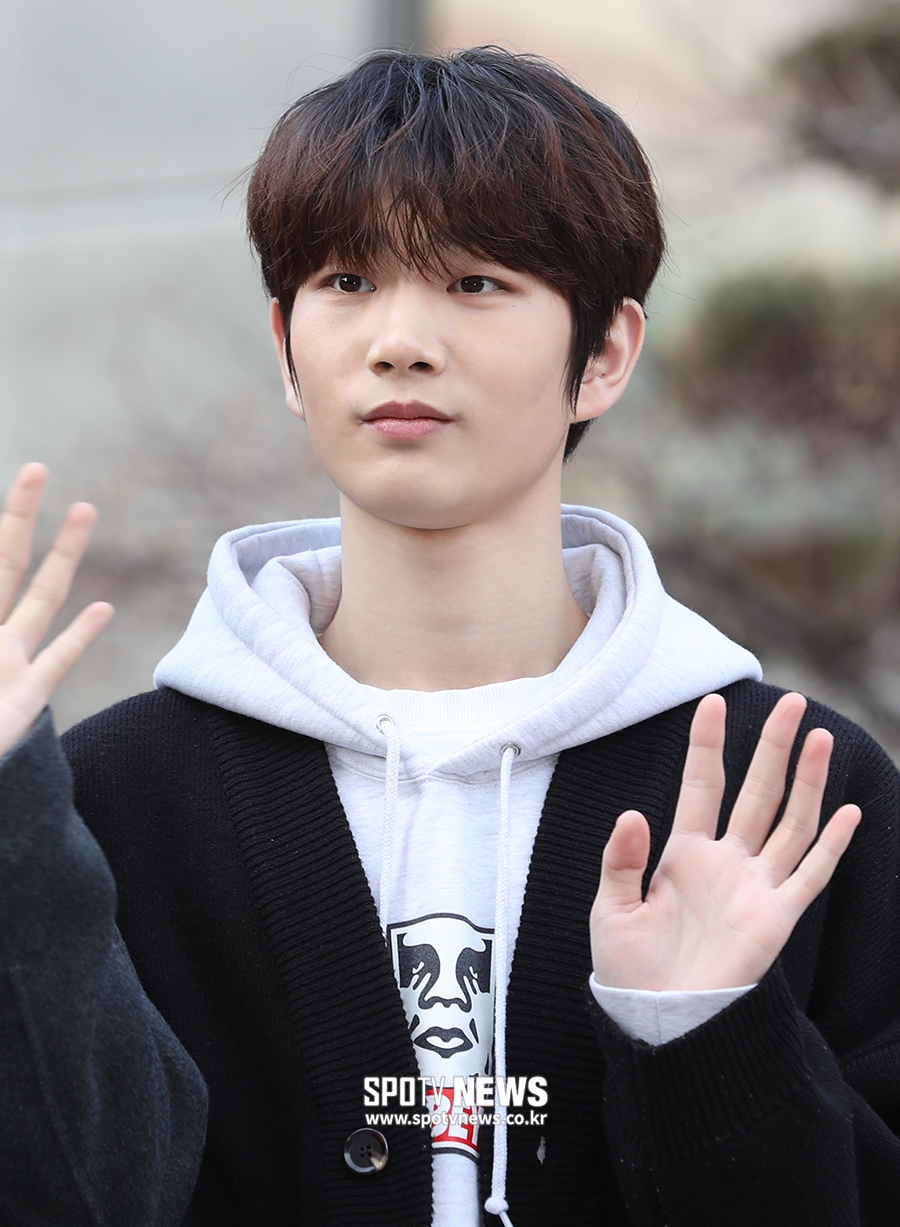 [포토S] 주창욱, '저도 금요일에 졸업해요'
