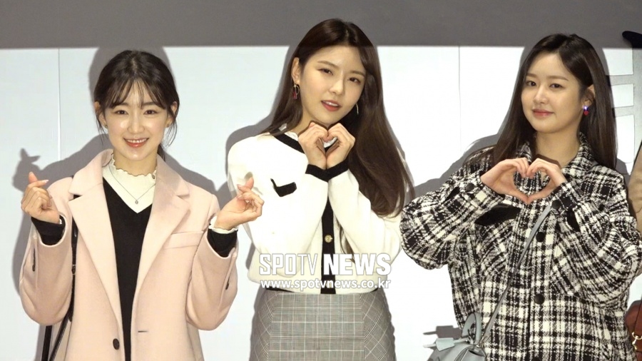 뮤지컬 '여명의 눈동자' 응원 온 구구단, 예쁜 애 옆에 또 예쁜 애 [영상]