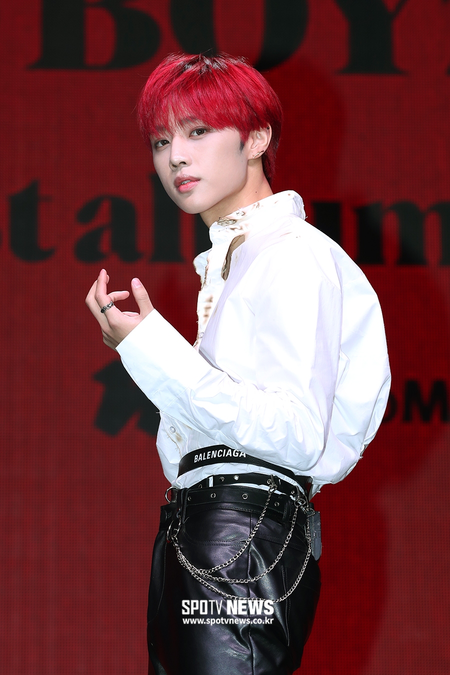 [포토S] 더보이즈 선우, '더 멋있어졌죠?'