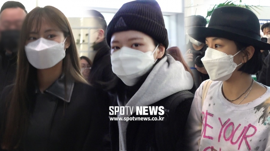 트와이스(TWICE) 출국, 마스크로는 가릴 수 없는 미모 [공항패션]