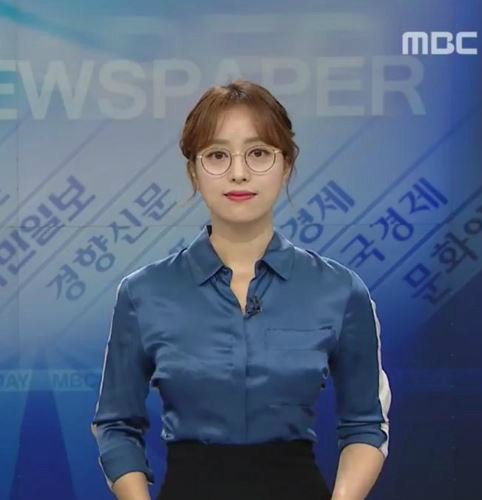 이번엔 '노브라'로 '색안경' 부순 '안경 아나운서'…임현주의 화끈한 패션[종합]