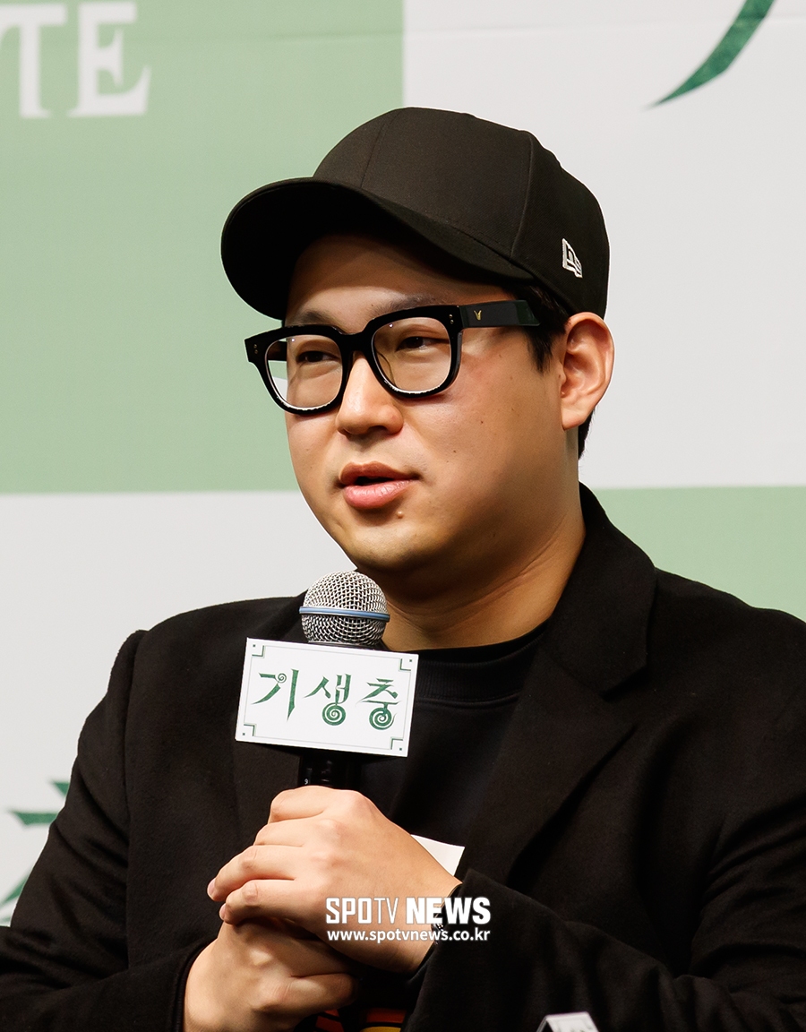 [포토S] 아카데미상 수상하고 돌아온 한진원 작가