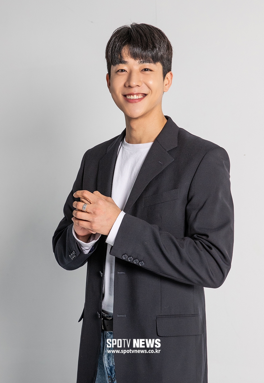 [포토S] 채종협, '이런 야구 선수 있으면 매일 야구장 가겠네'