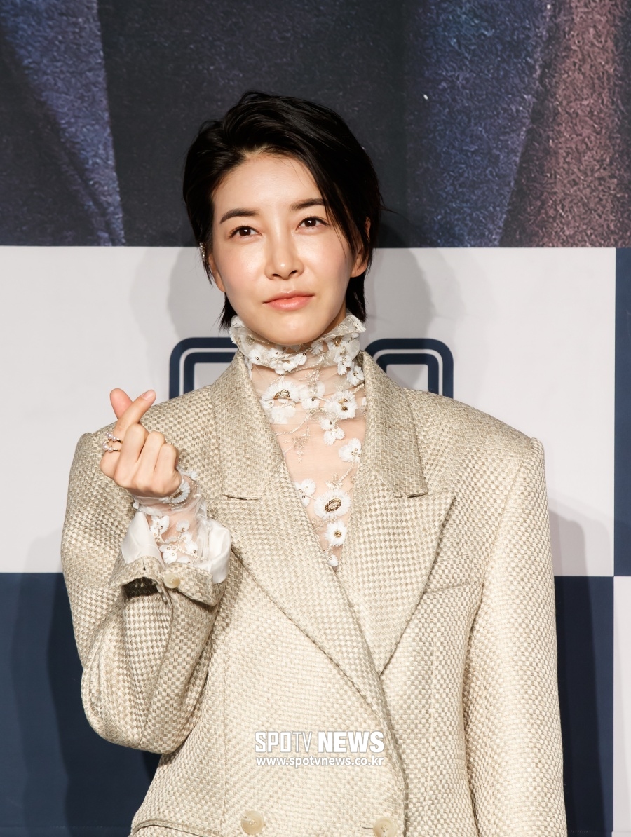 "말도 안되는 폭리,한심"…진서연, 마스크 대란에 정부 비판→논란되자 삭제[종합]