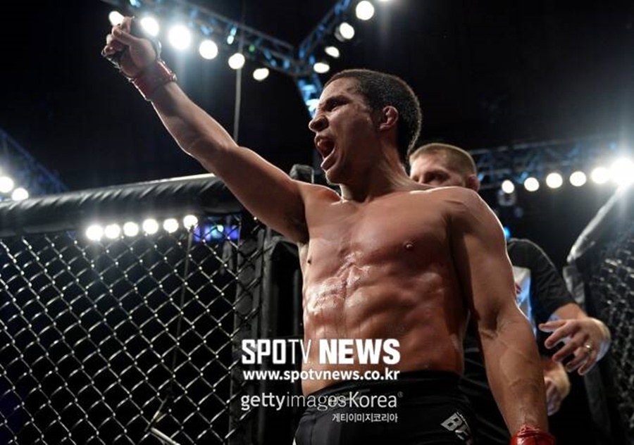 [UFC] 빈집털이 노리는 만년 2인자…"내 시대가 온다"