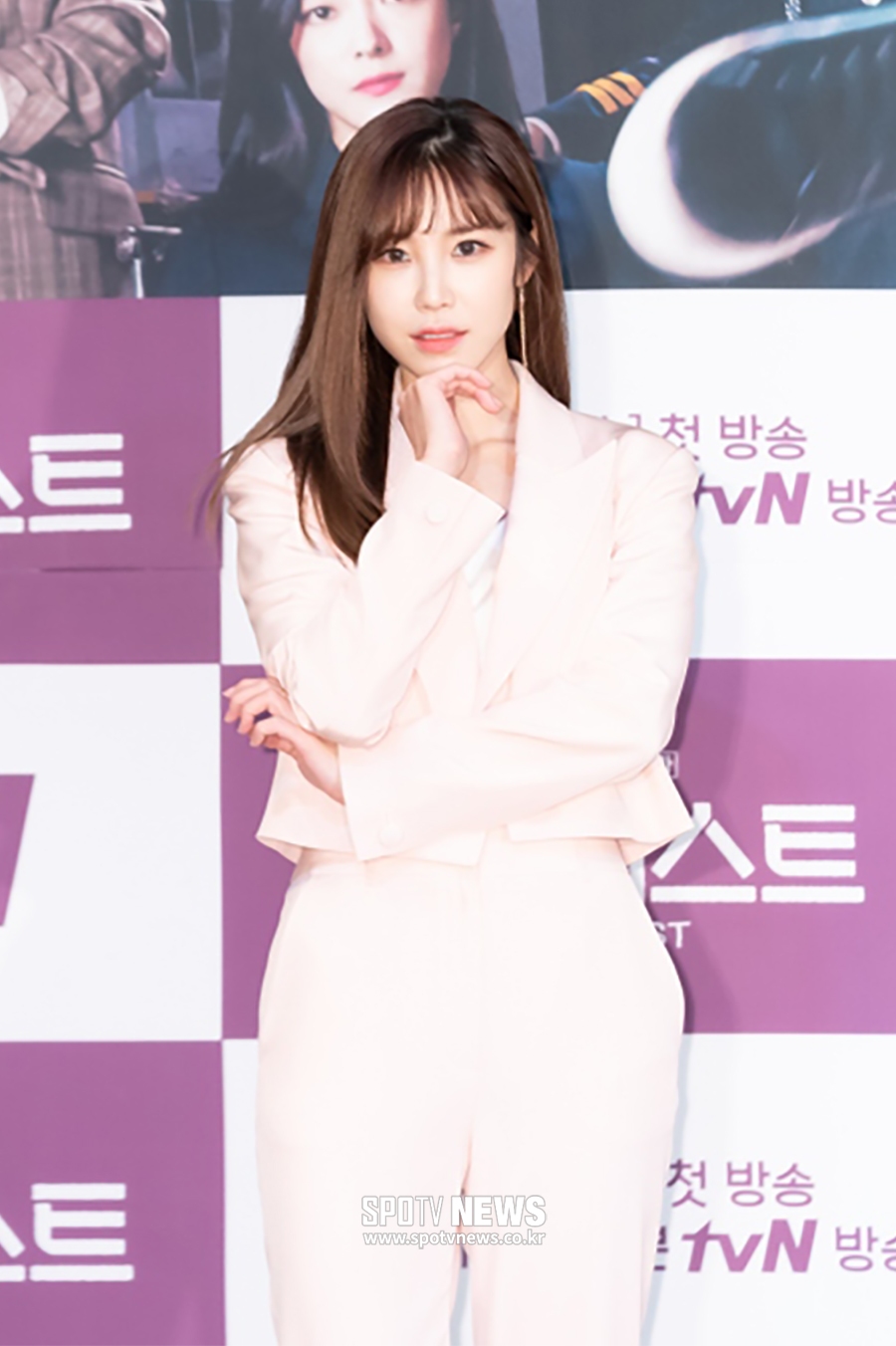 [포토S] 전효성, 열혈 막내기자