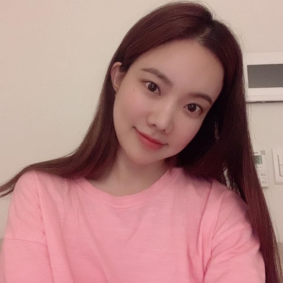 "다른 분에 비해 소소하지만"…김나희, 팬들과 기부→송가인도 '엄지척'