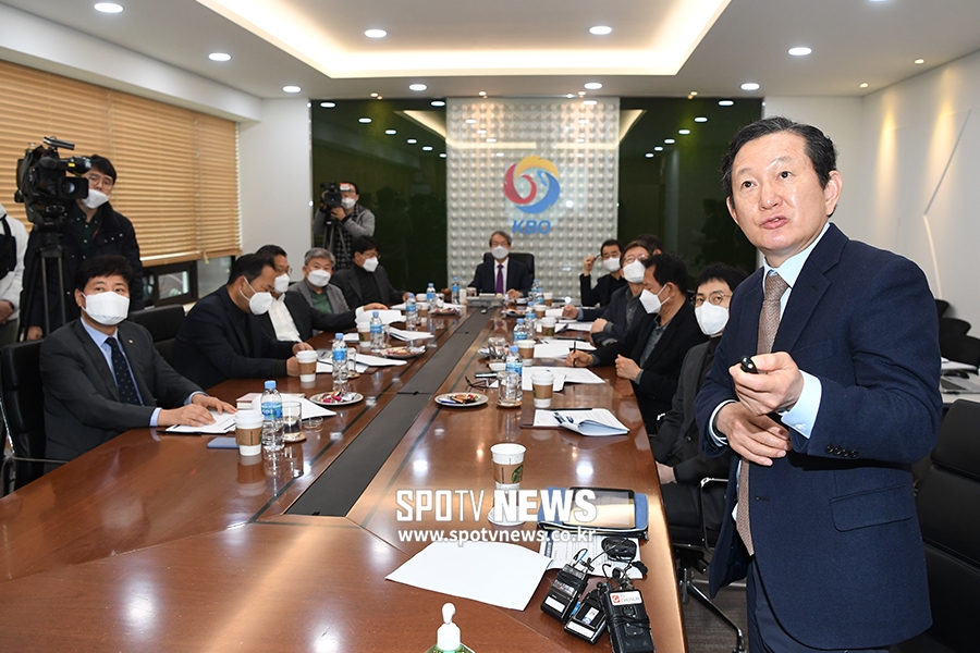 [포토S] KBO 이사회, 감염내과 전문의도 참석