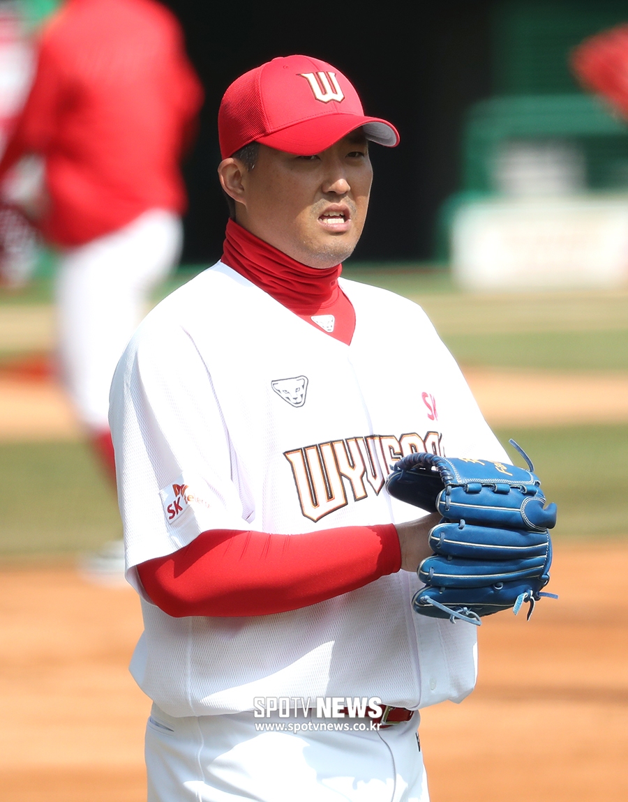 [포토S] 김세현, '이제는 SK의 뒷문을 책임집니다'
