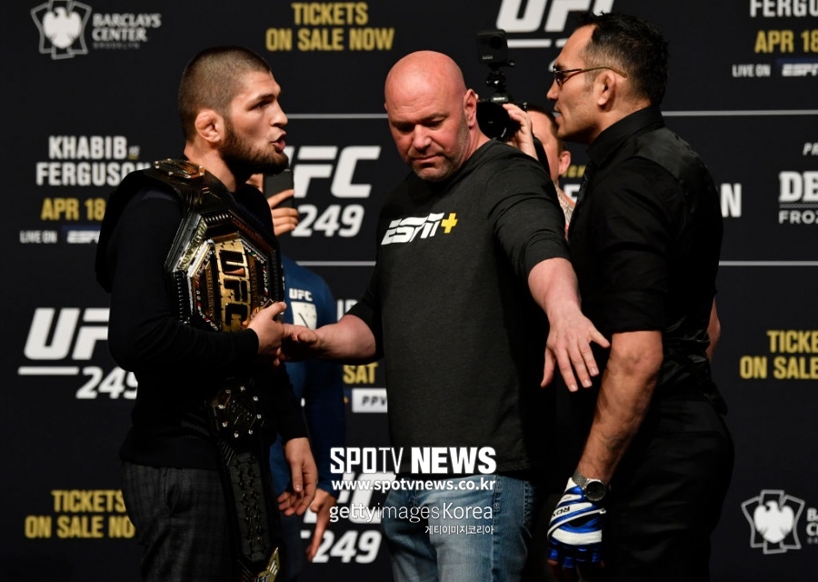[정오의 UFC] "하빕vs퍼거슨, 미국 아닌 나라에서 할 수도"