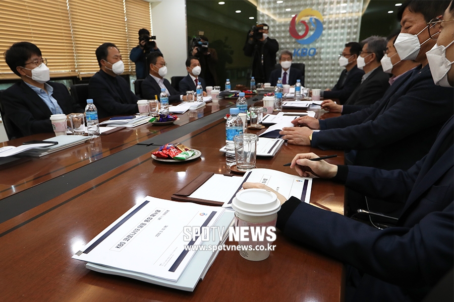 [포토S] 도쿄올림픽 연기, 프로야구에 어떤 영향 미칠까