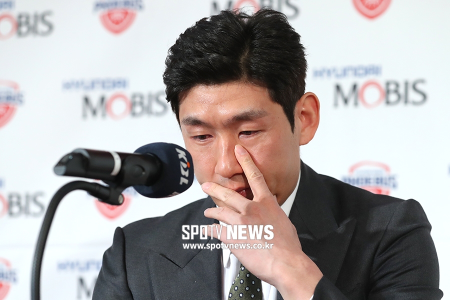 양동근 눈물의 은퇴…"코트 누빈 17년 후회없습니다"