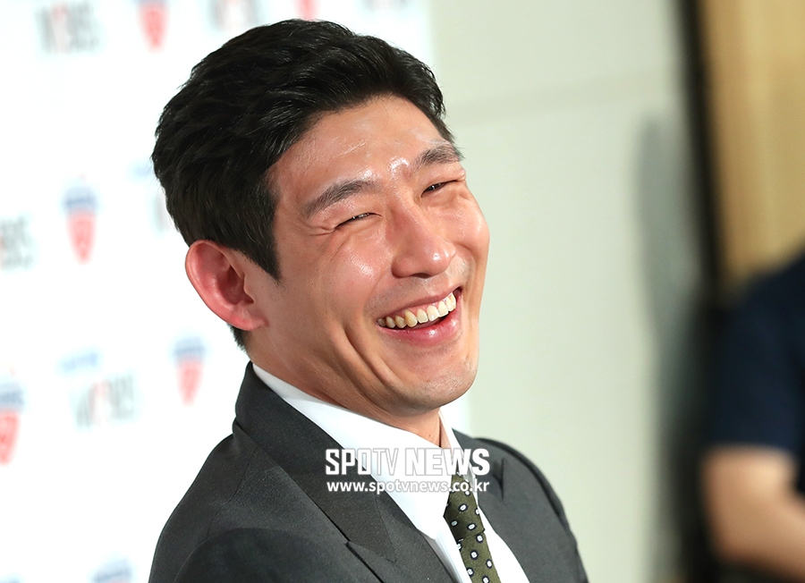 [포토S] 환한 미소 짓는 양동근