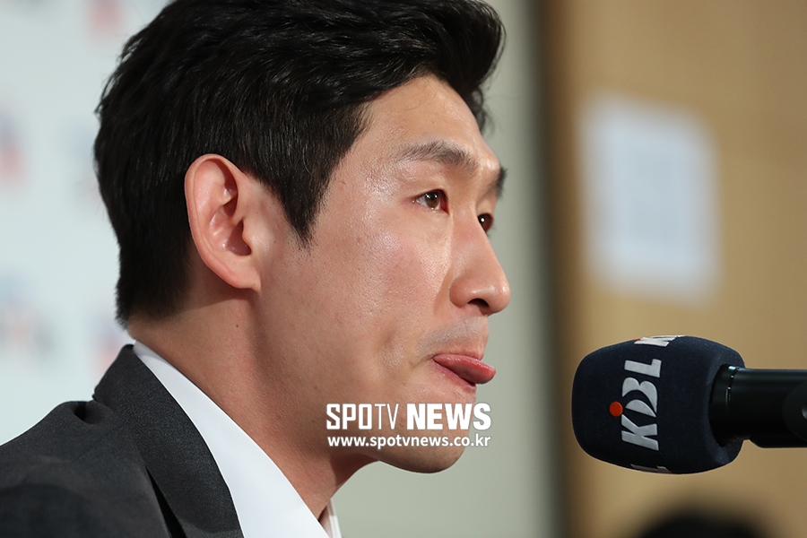 [스토리S] "저 오늘 울어도 되죠" 농구 레전드 양동근 떠나던 날
