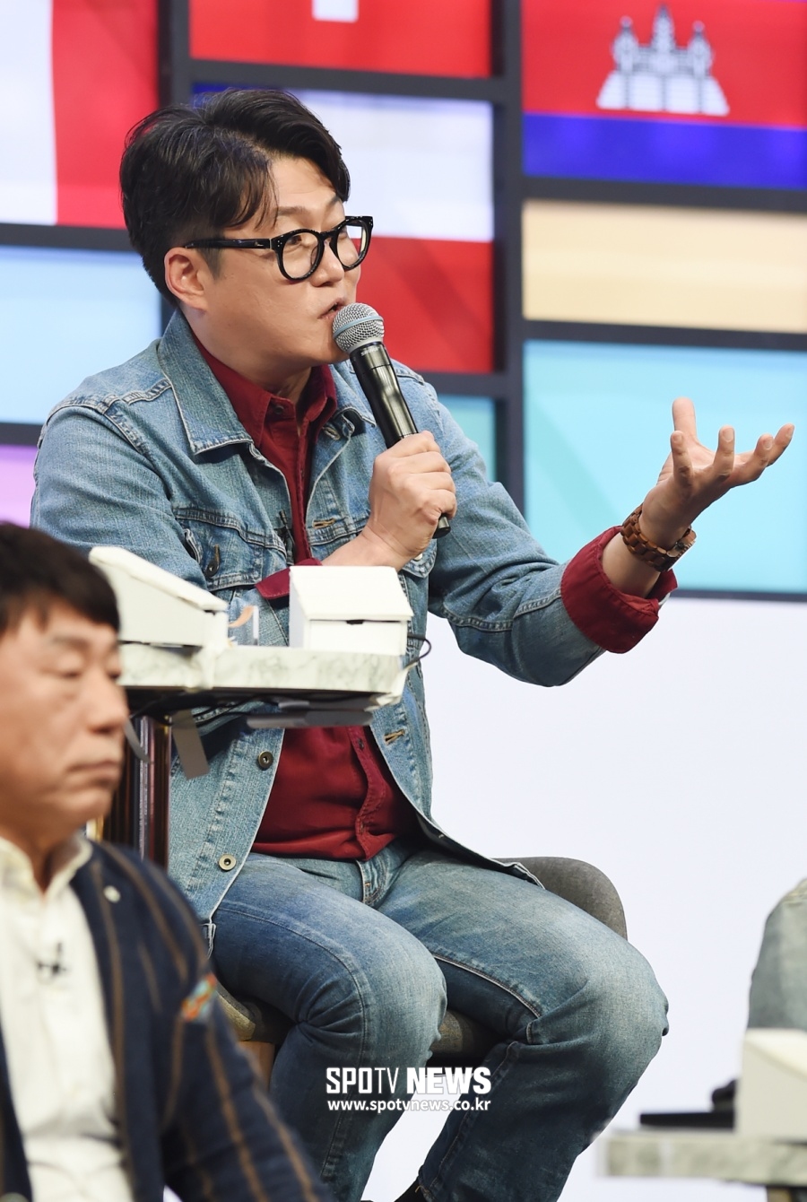 [LIVE 포토]김현철 '탑골랩소디에서 냉철한 심사평 기대하세요'