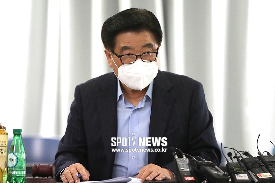 [포토S] 발언하는 권오갑 총재