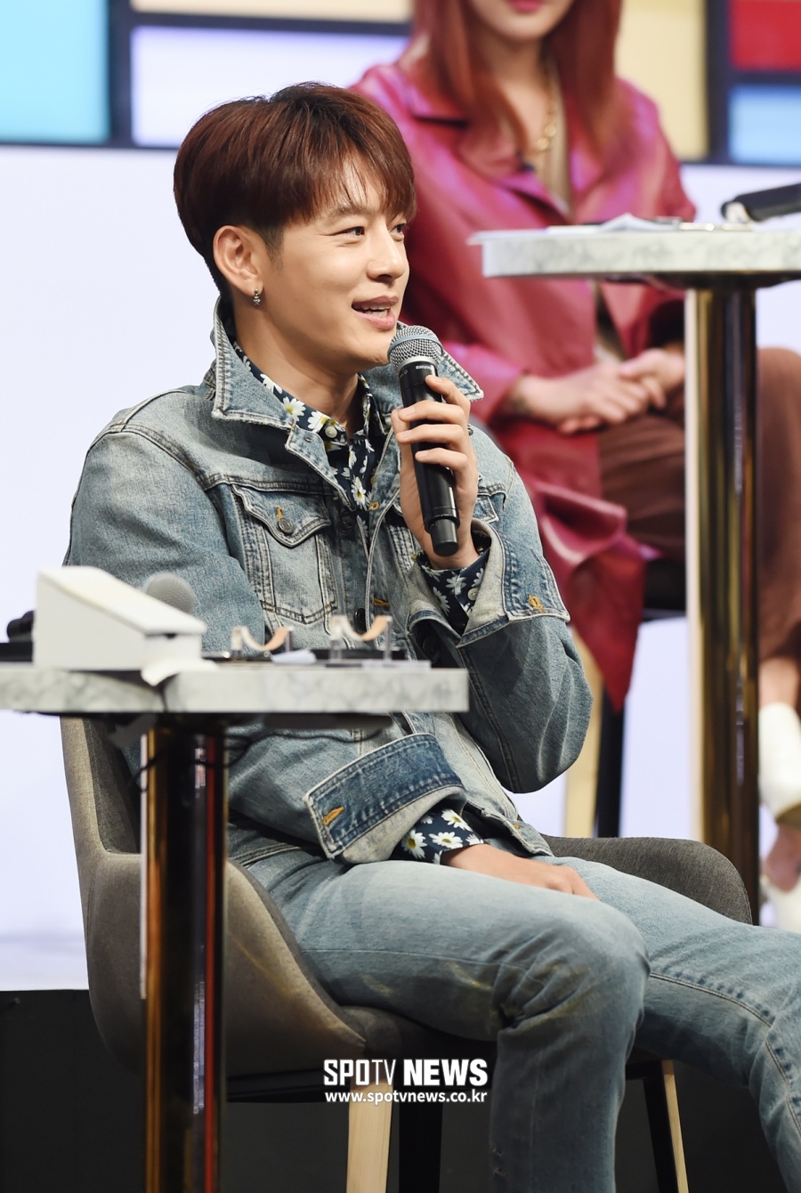 [LIVE 포토]세븐 '탑골랩소디로 오랜만에 예능 출연, 새롭죠?!'