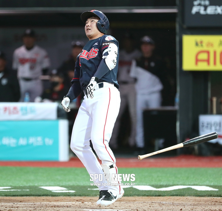 [스토리S] 쉬어갈 타선 없었던 롯데, 해외가 주목하는 '빠던'도 폭발!