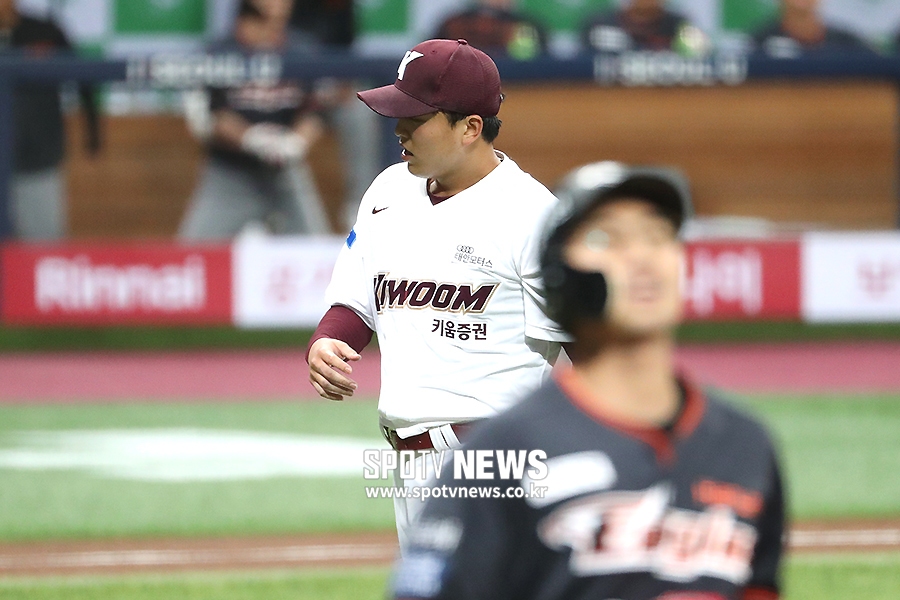 [포토S] 이승호, 만루 위기 탈출