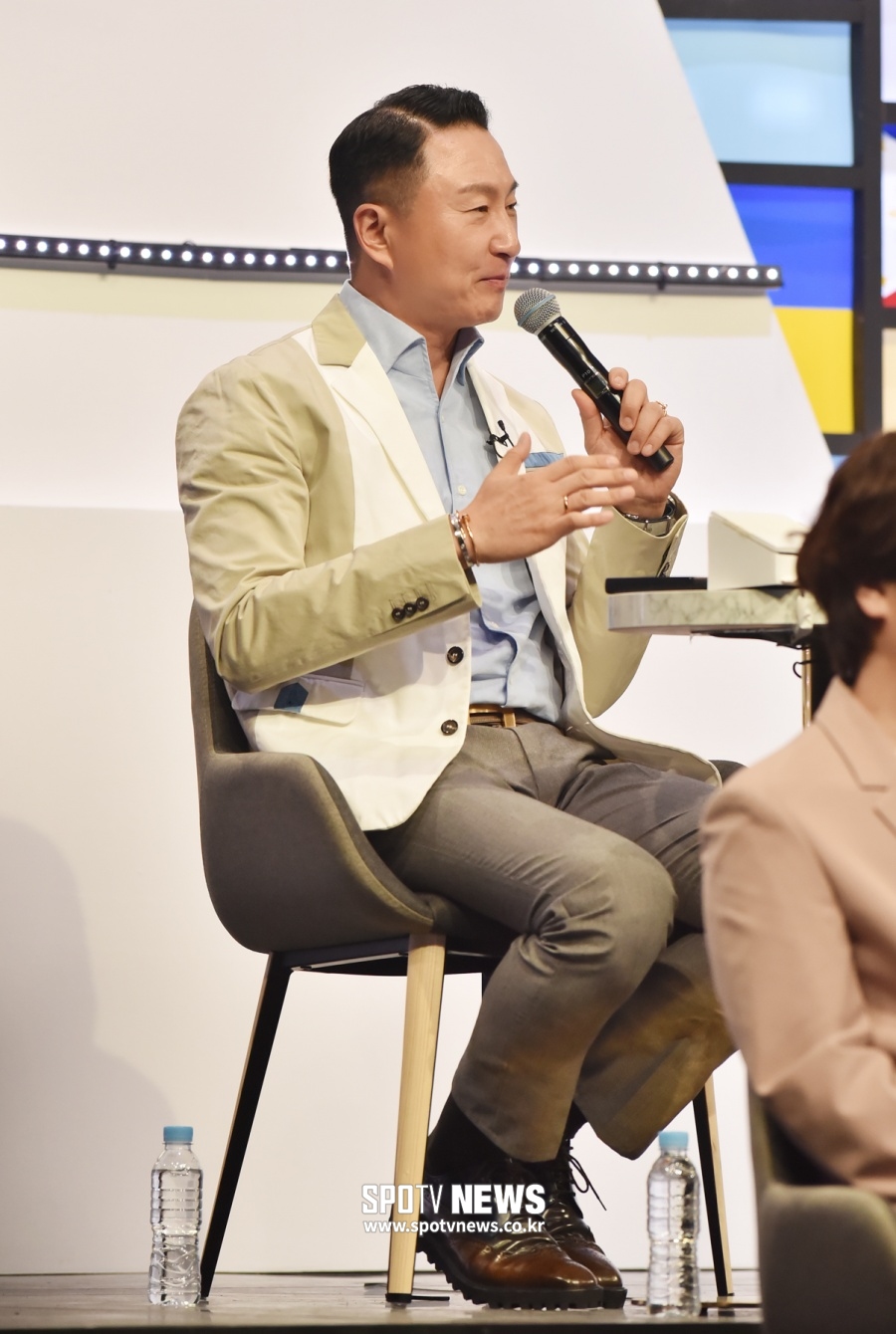 [LIVE 포토]주영훈, '탑골랩소디 외국인 참가자들, 실력 다 대단해'