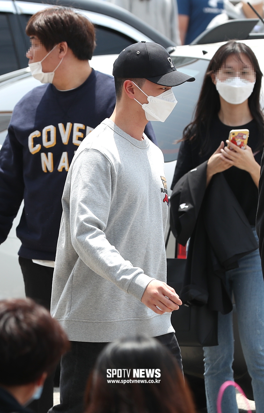 [포토S] 육성재, '입소를 명 받았습니다'