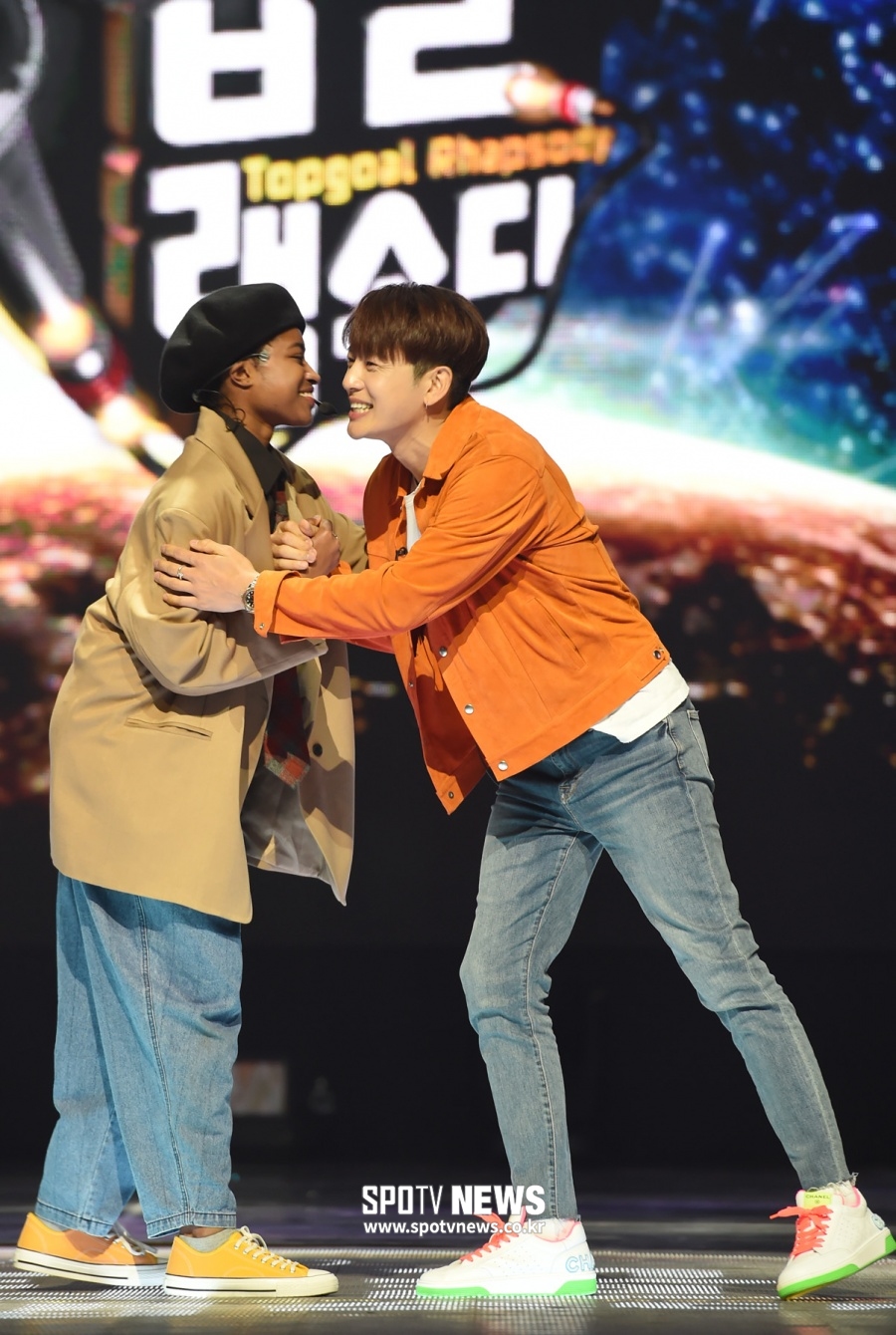 [LIVE 포토]'탑골 랩소디' 미국 참가자 르네 '세븐 직접 보니, 너무 좋아요~'