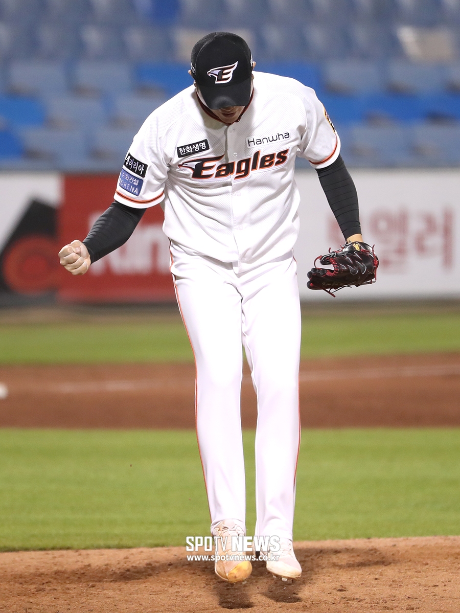 [포토S] 한화 김진영, 'KKK, 주먹 불끈!'