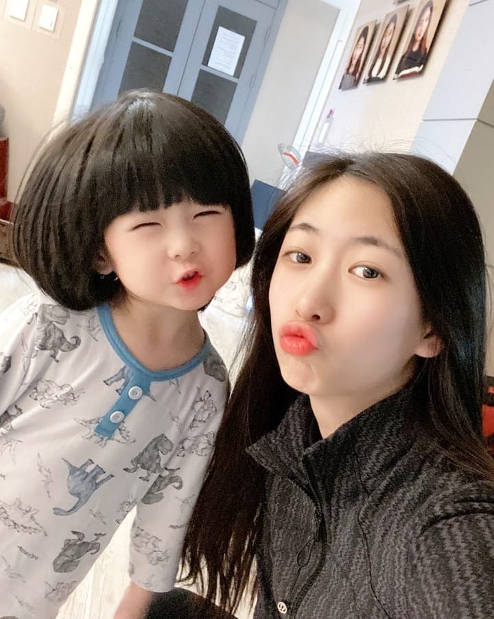 박찬민 딸 박민하, 9살 터울 늦둥이 남동생 공개…"애교둥이 사랑스러워"