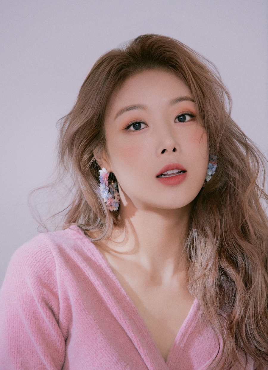유빈 "폰트 하나까지 결정, 어렵더라…박진영은 소속사 설립 응원"[인터뷰S]