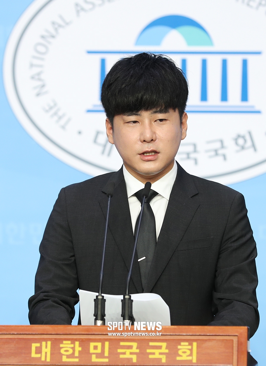 [포토S] '구하라법' 통과 촉구하는 구하라 친오빠 구호인씨