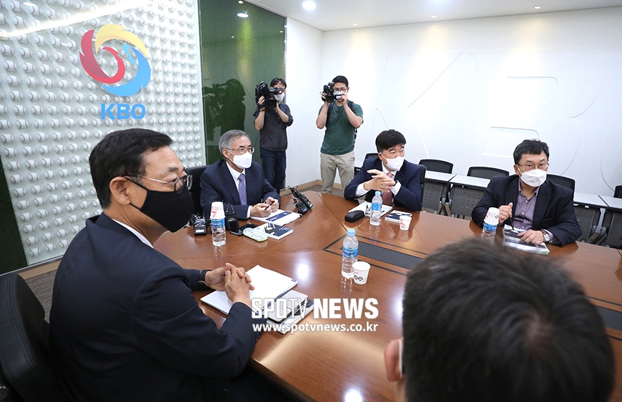 [포토S] 강정호 상벌위원회, 강정호 국내 복귀 판가름
