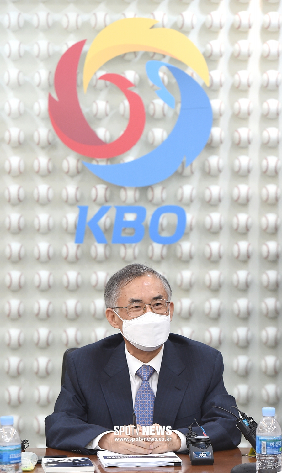 [포토S] 최원현 상벌위원장, 강정호 복귀 여부 관련 상벌위