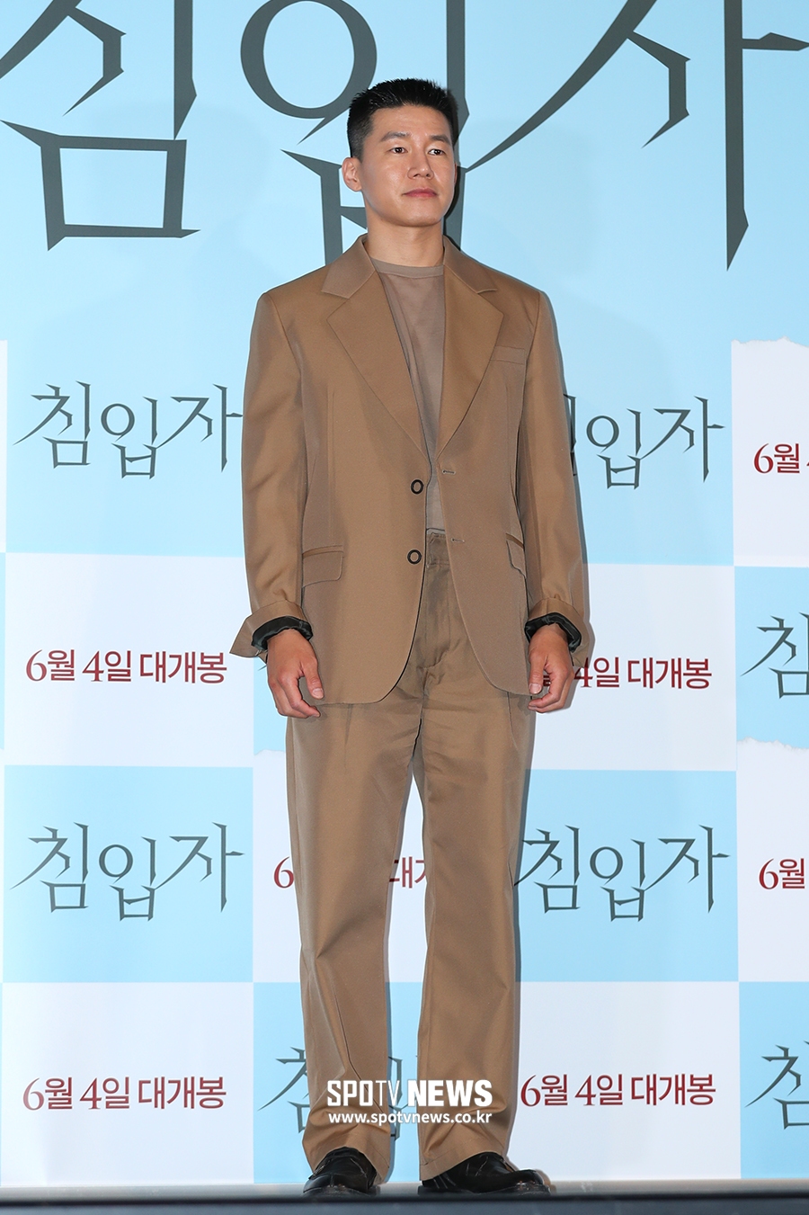 [포토S] 김무열, '훤칠하네'