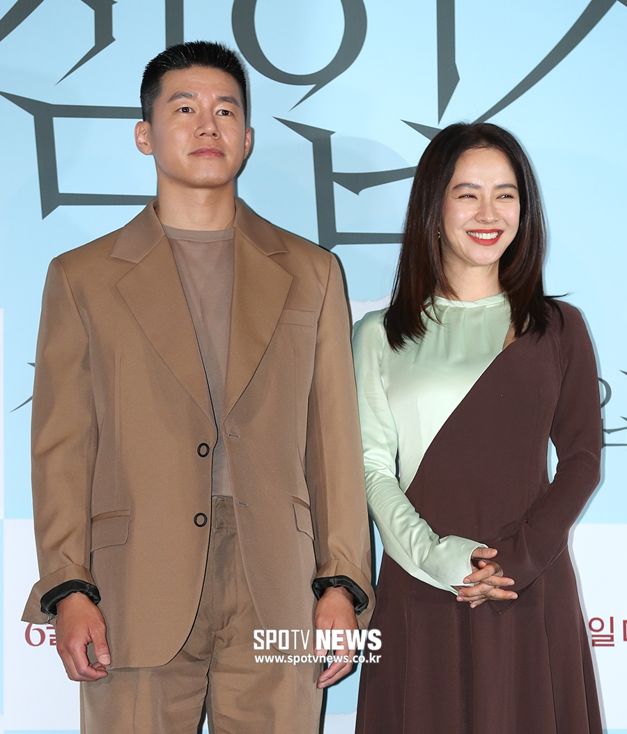 [포토S] 김무열-송지효, '침입자 기대해 주세요!'