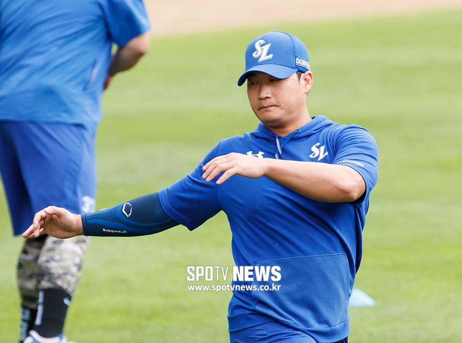 [포토S] 몸 푸는 오승환