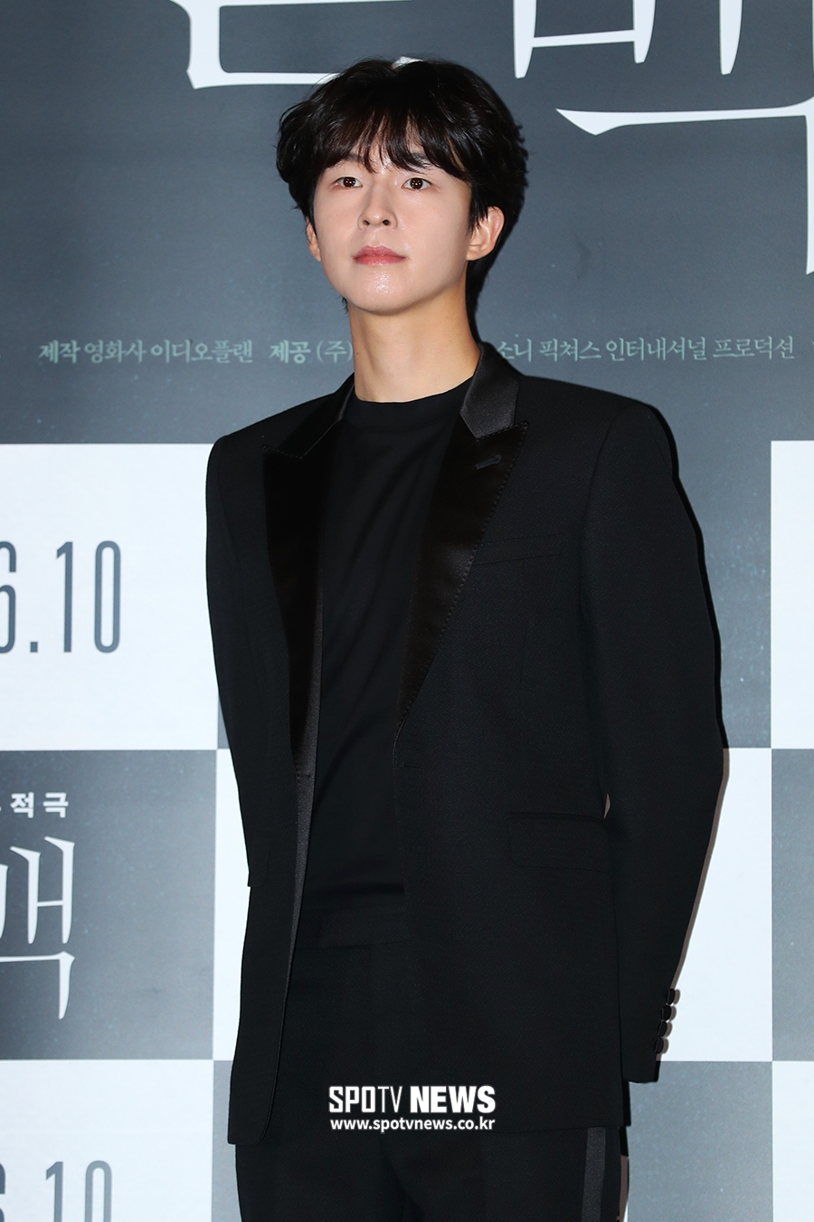 [포토S] 홍경, 깔끔한 블랙