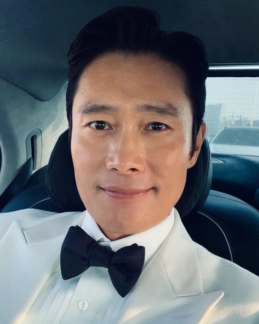 이병헌, ♥이민정을 가진 남자의 '살인미소'…눈부신 턱시도 자태