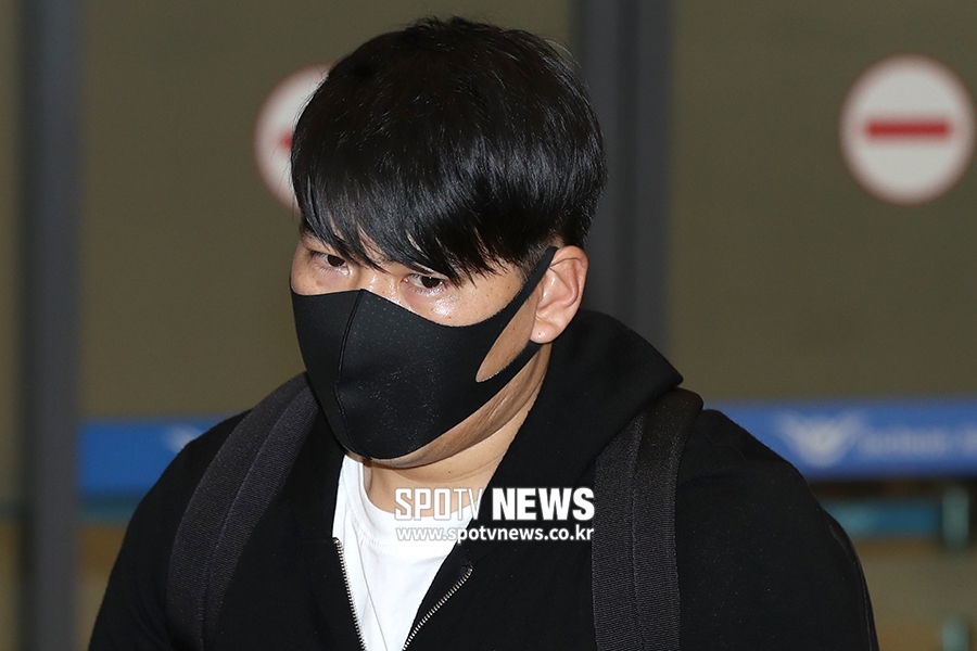 [포토S] 강정호, 불안한 눈빛