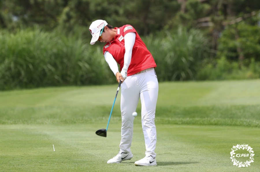 김효주, 3년 6개월 만의 KLPGA 대회 우승…김세영 2위