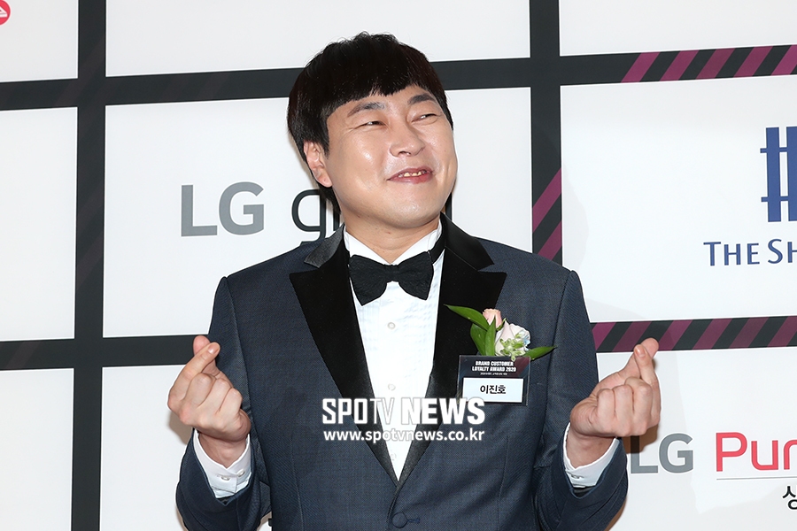 [포토S] 이준호, '쑥스럽네요'