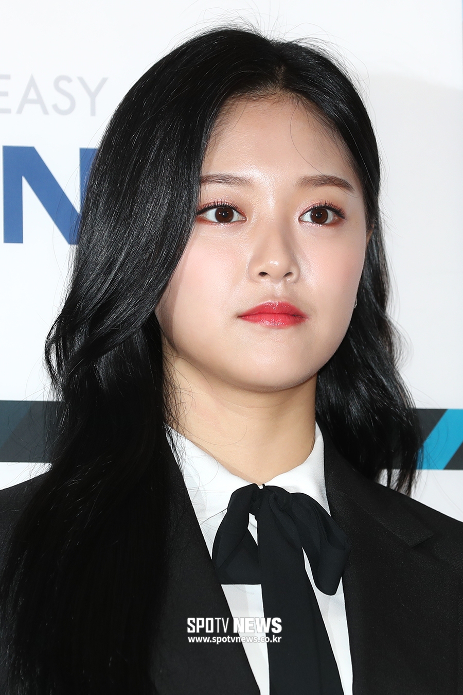 [포토S] 이달의소녀 현진, 빠져드는 눈동자