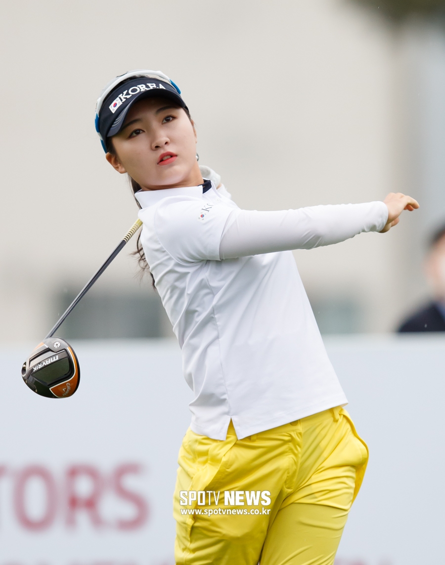 [포토S] 티샷하는 이예원