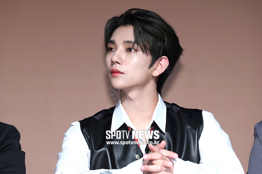[포토S] 세븐틴 조슈아, 명품 콧날 빛나는 각도