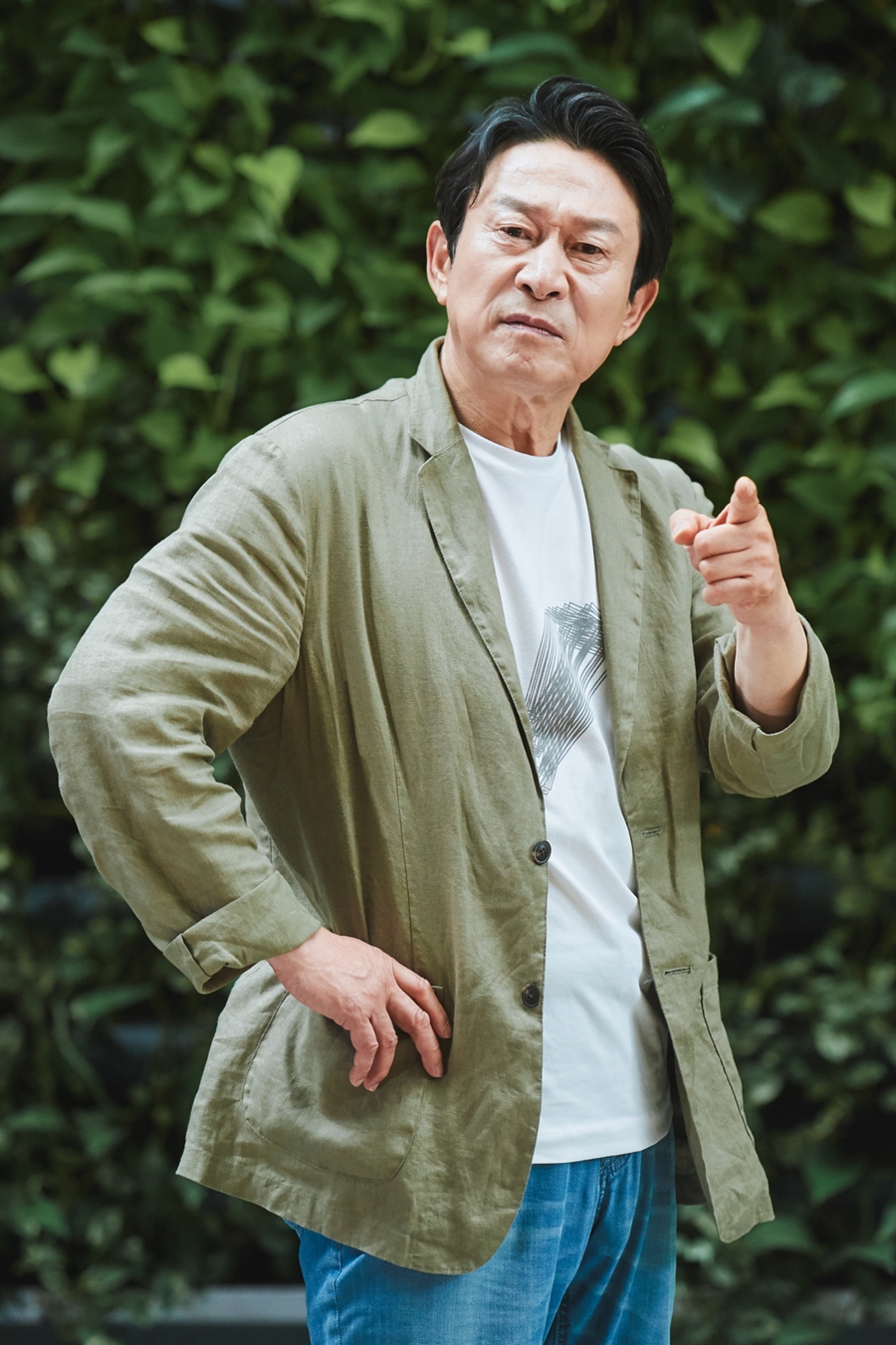 김응수 "'늙수그래'는 최고의 칭찬…연기 40년에 '인생캐' 만나 행복"[인터뷰S]