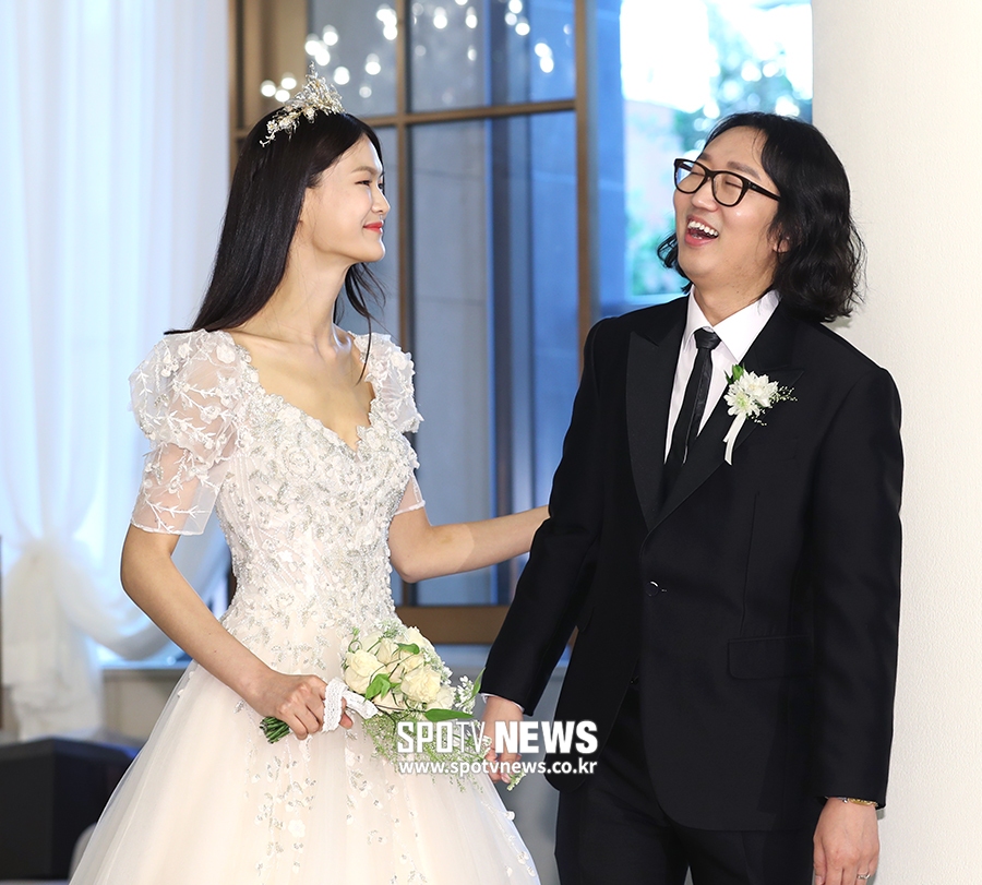[포토S] 전수민, '경진 오빠 바라만 봐도 좋아'