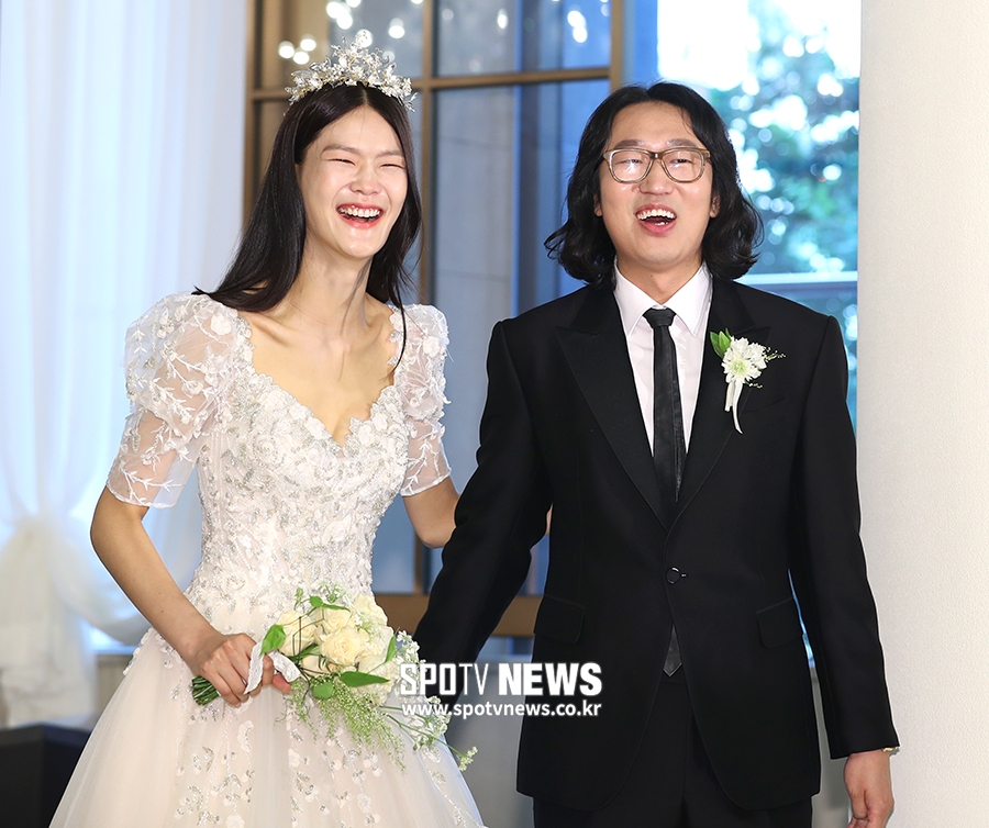 [포토S] '결혼' 김경진-전수민, '미소가 닮았네'