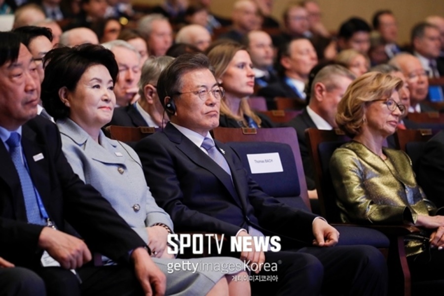 문재인 대통령, 故 최숙현 사건 질타…"차관이 직접 조사하라"