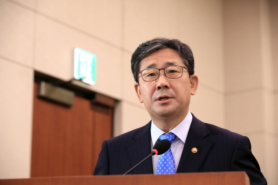 "최숙현 팀 닥터 신상 모른다"…질타 받은 문체부